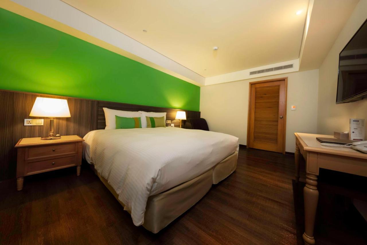 Green World Triple Beds Taipeh Exterior foto